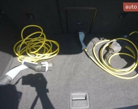 Білий Фольксваген e-Golf, об'ємом двигуна 0 л та пробігом 142 тис. км за 7900 $, фото 24 на Automoto.ua