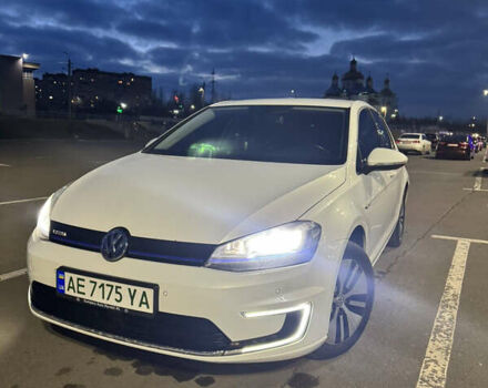 Белый Фольксваген e-Golf, объемом двигателя 0 л и пробегом 121 тыс. км за 9000 $, фото 7 на Automoto.ua