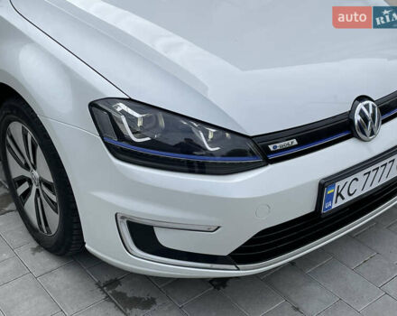 Белый Фольксваген e-Golf, объемом двигателя 0 л и пробегом 154 тыс. км за 9200 $, фото 8 на Automoto.ua
