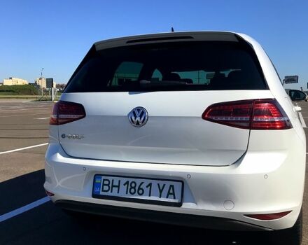 Белый Фольксваген e-Golf, объемом двигателя 0 л и пробегом 154 тыс. км за 9500 $, фото 3 на Automoto.ua
