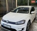 Белый Фольксваген e-Golf, объемом двигателя 0 л и пробегом 170 тыс. км за 9300 $, фото 1 на Automoto.ua