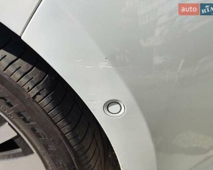 Белый Фольксваген e-Golf, объемом двигателя 0 л и пробегом 142 тыс. км за 9700 $, фото 4 на Automoto.ua