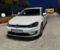 Белый Фольксваген e-Golf, объемом двигателя 0 л и пробегом 169 тыс. км за 8400 $, фото 2 на Automoto.ua