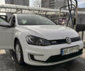 Белый Фольксваген e-Golf, объемом двигателя 0 л и пробегом 120 тыс. км за 9300 $, фото 1 на Automoto.ua