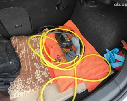 Белый Фольксваген e-Golf, объемом двигателя 0 л и пробегом 109 тыс. км за 8700 $, фото 11 на Automoto.ua