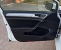 Белый Фольксваген e-Golf, объемом двигателя 0 л и пробегом 167 тыс. км за 9500 $, фото 11 на Automoto.ua