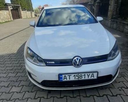 Белый Фольксваген e-Golf, объемом двигателя 0 л и пробегом 160 тыс. км за 7500 $, фото 12 на Automoto.ua
