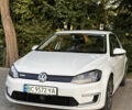 Белый Фольксваген e-Golf, объемом двигателя 0 л и пробегом 151 тыс. км за 8100 $, фото 22 на Automoto.ua