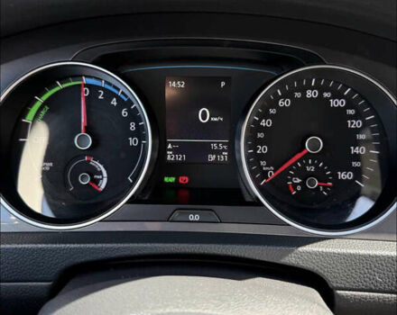Белый Фольксваген e-Golf, объемом двигателя 0 л и пробегом 83 тыс. км за 10500 $, фото 6 на Automoto.ua