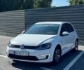 Белый Фольксваген e-Golf, объемом двигателя 0 л и пробегом 153 тыс. км за 8800 $, фото 2 на Automoto.ua