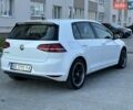 Белый Фольксваген e-Golf, объемом двигателя 0 л и пробегом 96 тыс. км за 8499 $, фото 1 на Automoto.ua