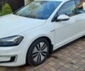 Белый Фольксваген e-Golf, объемом двигателя 0 л и пробегом 107 тыс. км за 8800 $, фото 2 на Automoto.ua