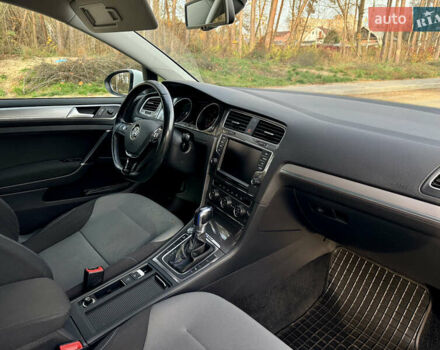 Білий Фольксваген e-Golf, об'ємом двигуна 0 л та пробігом 149 тис. км за 8200 $, фото 15 на Automoto.ua