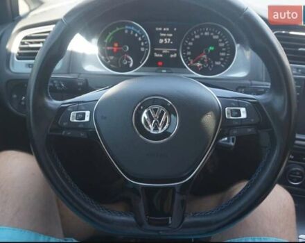 Білий Фольксваген e-Golf, об'ємом двигуна 0 л та пробігом 142 тис. км за 7900 $, фото 13 на Automoto.ua