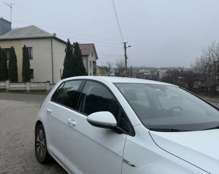 Білий Фольксваген e-Golf, об'ємом двигуна 0 л та пробігом 103 тис. км за 8499 $, фото 15 на Automoto.ua