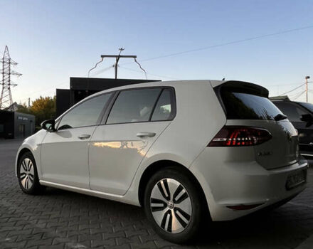 Белый Фольксваген e-Golf, объемом двигателя 0 л и пробегом 151 тыс. км за 8100 $, фото 15 на Automoto.ua