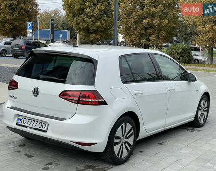 Белый Фольксваген e-Golf, объемом двигателя 0 л и пробегом 154 тыс. км за 9200 $, фото 5 на Automoto.ua