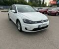 Белый Фольксваген e-Golf, объемом двигателя 0 л и пробегом 124 тыс. км за 8900 $, фото 2 на Automoto.ua