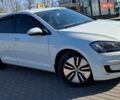 Белый Фольксваген e-Golf, объемом двигателя 0 л и пробегом 121 тыс. км за 9999 $, фото 5 на Automoto.ua