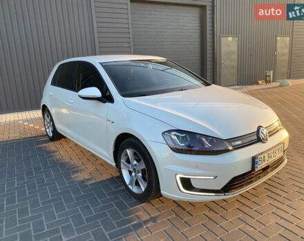 Білий Фольксваген e-Golf, об'ємом двигуна 0 л та пробігом 120 тис. км за 9000 $, фото 3 на Automoto.ua