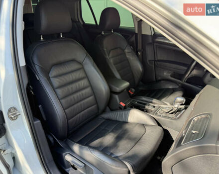 Белый Фольксваген e-Golf, объемом двигателя 0 л и пробегом 95 тыс. км за 9500 $, фото 29 на Automoto.ua