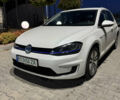 Белый Фольксваген e-Golf, объемом двигателя 0 л и пробегом 169 тыс. км за 8400 $, фото 1 на Automoto.ua