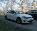 Белый Фольксваген e-Golf, объемом двигателя 0 л и пробегом 189 тыс. км за 7999 $, фото 2 на Automoto.ua