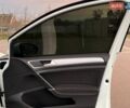 Білий Фольксваген e-Golf, об'ємом двигуна 0 л та пробігом 109 тис. км за 8999 $, фото 23 на Automoto.ua