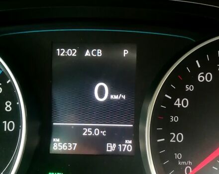 Белый Фольксваген e-Golf, объемом двигателя 0 л и пробегом 86 тыс. км за 10111 $, фото 3 на Automoto.ua