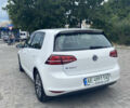Белый Фольксваген e-Golf, объемом двигателя 0 л и пробегом 95 тыс. км за 10800 $, фото 4 на Automoto.ua