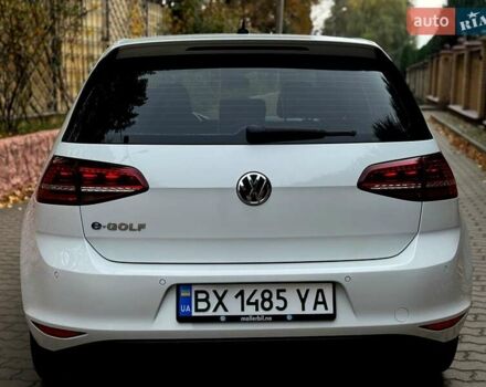 Белый Фольксваген e-Golf, объемом двигателя 0 л и пробегом 121 тыс. км за 8500 $, фото 4 на Automoto.ua