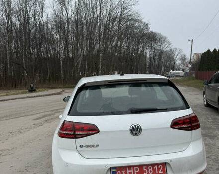 Білий Фольксваген e-Golf, об'ємом двигуна 0 л та пробігом 103 тис. км за 8499 $, фото 7 на Automoto.ua