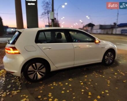 Білий Фольксваген e-Golf, об'ємом двигуна 0 л та пробігом 69 тис. км за 9111 $, фото 15 на Automoto.ua