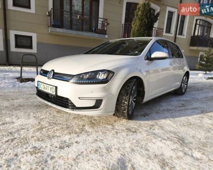 Білий Фольксваген e-Golf, об'ємом двигуна 0 л та пробігом 131 тис. км за 8999 $, фото 3 на Automoto.ua