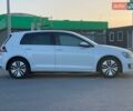 Белый Фольксваген e-Golf, объемом двигателя 0 л и пробегом 171 тыс. км за 7300 $, фото 13 на Automoto.ua