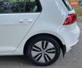 Белый Фольксваген e-Golf, объемом двигателя 0 л и пробегом 126 тыс. км за 8000 $, фото 48 на Automoto.ua