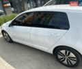 Белый Фольксваген e-Golf, объемом двигателя 0 л и пробегом 112 тыс. км за 9499 $, фото 2 на Automoto.ua