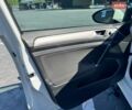 Белый Фольксваген e-Golf, объемом двигателя 0 л и пробегом 153 тыс. км за 8800 $, фото 16 на Automoto.ua