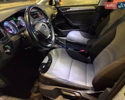 Білий Фольксваген e-Golf, об'ємом двигуна 0 л та пробігом 69 тис. км за 9111 $, фото 19 на Automoto.ua