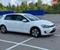 Белый Фольксваген e-Golf, объемом двигателя 0 л и пробегом 106 тыс. км за 8500 $, фото 1 на Automoto.ua