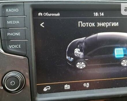 Белый Фольксваген e-Golf, объемом двигателя 0 л и пробегом 107 тыс. км за 8800 $, фото 51 на Automoto.ua