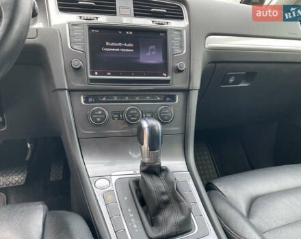 Белый Фольксваген e-Golf, объемом двигателя 0 л и пробегом 154 тыс. км за 9200 $, фото 17 на Automoto.ua