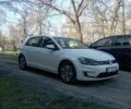 Белый Фольксваген e-Golf, объемом двигателя 0 л и пробегом 140 тыс. км за 8444 $, фото 1 на Automoto.ua