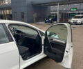 Белый Фольксваген e-Golf, объемом двигателя 0 л и пробегом 114 тыс. км за 9800 $, фото 34 на Automoto.ua