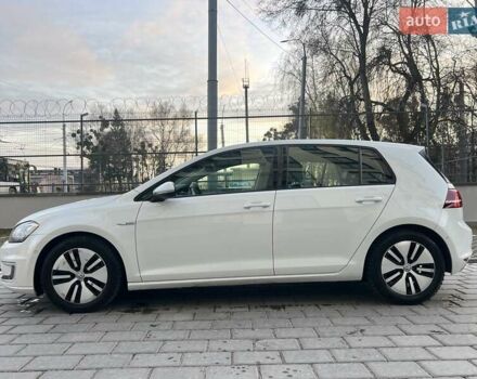 Белый Фольксваген e-Golf, объемом двигателя 0 л и пробегом 127 тыс. км за 8350 $, фото 7 на Automoto.ua