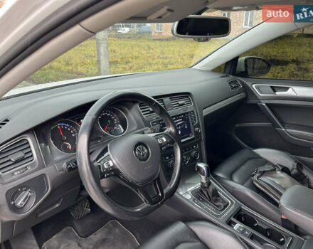 Белый Фольксваген e-Golf, объемом двигателя 0 л и пробегом 104 тыс. км за 9000 $, фото 13 на Automoto.ua