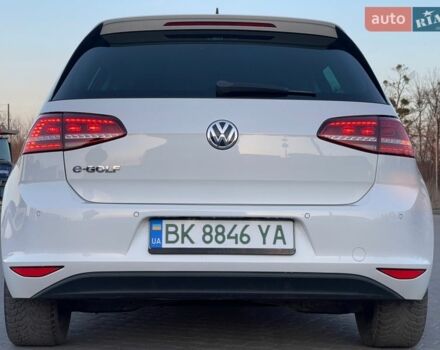 Белый Фольксваген e-Golf, объемом двигателя 0 л и пробегом 171 тыс. км за 7300 $, фото 23 на Automoto.ua
