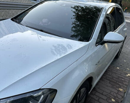 Білий Фольксваген e-Golf, об'ємом двигуна 0 л та пробігом 126 тис. км за 9000 $, фото 4 на Automoto.ua