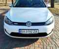 Белый Фольксваген e-Golf, объемом двигателя 0 л и пробегом 108 тыс. км за 10000 $, фото 1 на Automoto.ua
