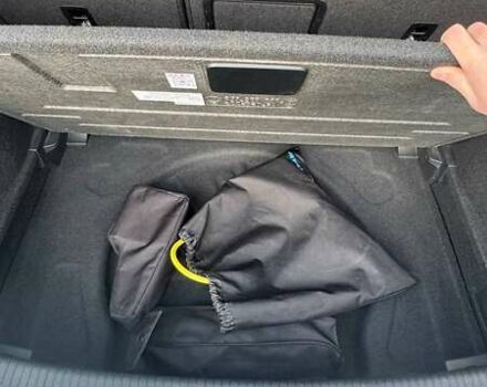 Білий Фольксваген e-Golf, об'ємом двигуна 0 л та пробігом 104 тис. км за 9500 $, фото 17 на Automoto.ua